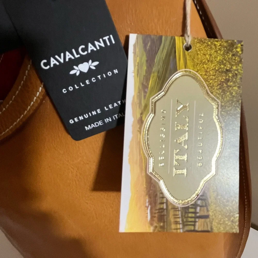 VIRAL Cavalcanti Tan Burnished Soft Leather Hobo with gorgeous red interior. - Picture 2 of 8